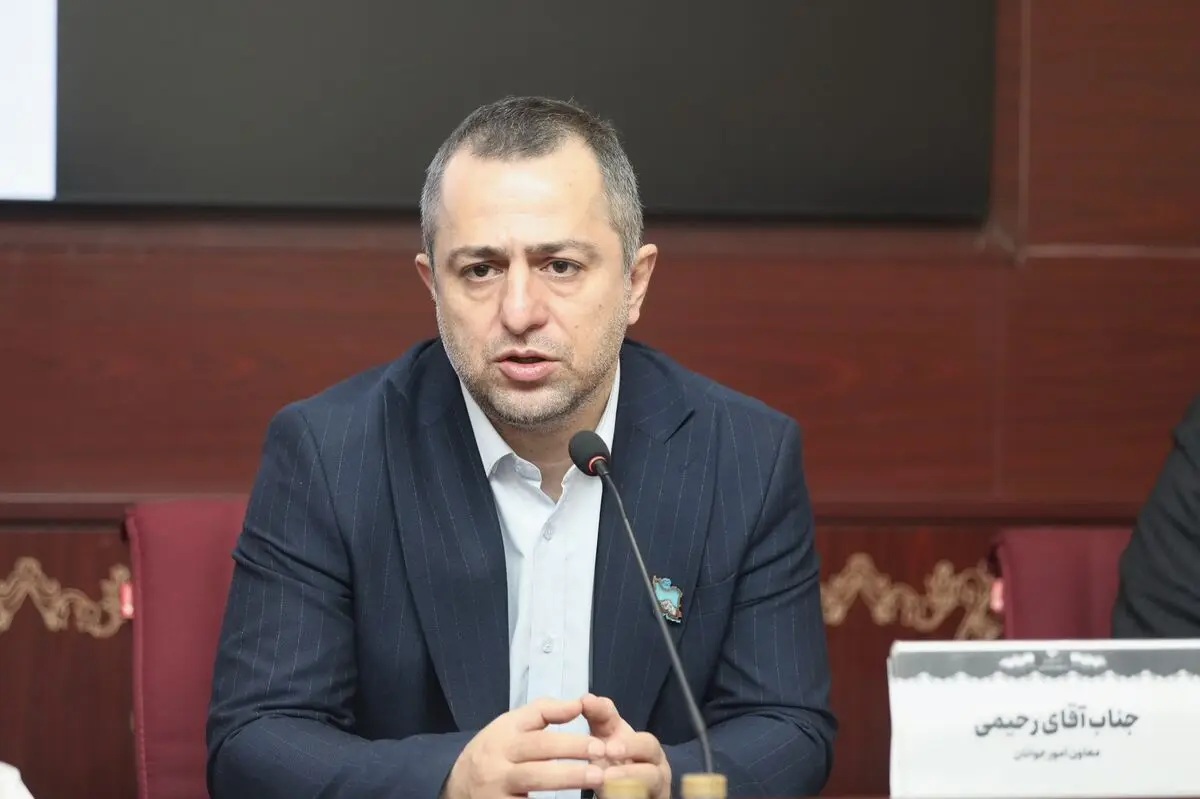 مجلس مشورتی جوانان تمرین حکمرانی برای نسل آینده است
