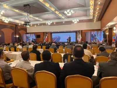 سالانه یک میلیون تن قیر در اختیار وزارت راه قرار می‌گیرد/ کیفیت آسفالت راه‌ها با وجود مصرف قیر گران همچنان مطلوب نیست