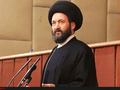 اعضای خبرگان در راستای تقویت جایگاه رهبری بکوشند