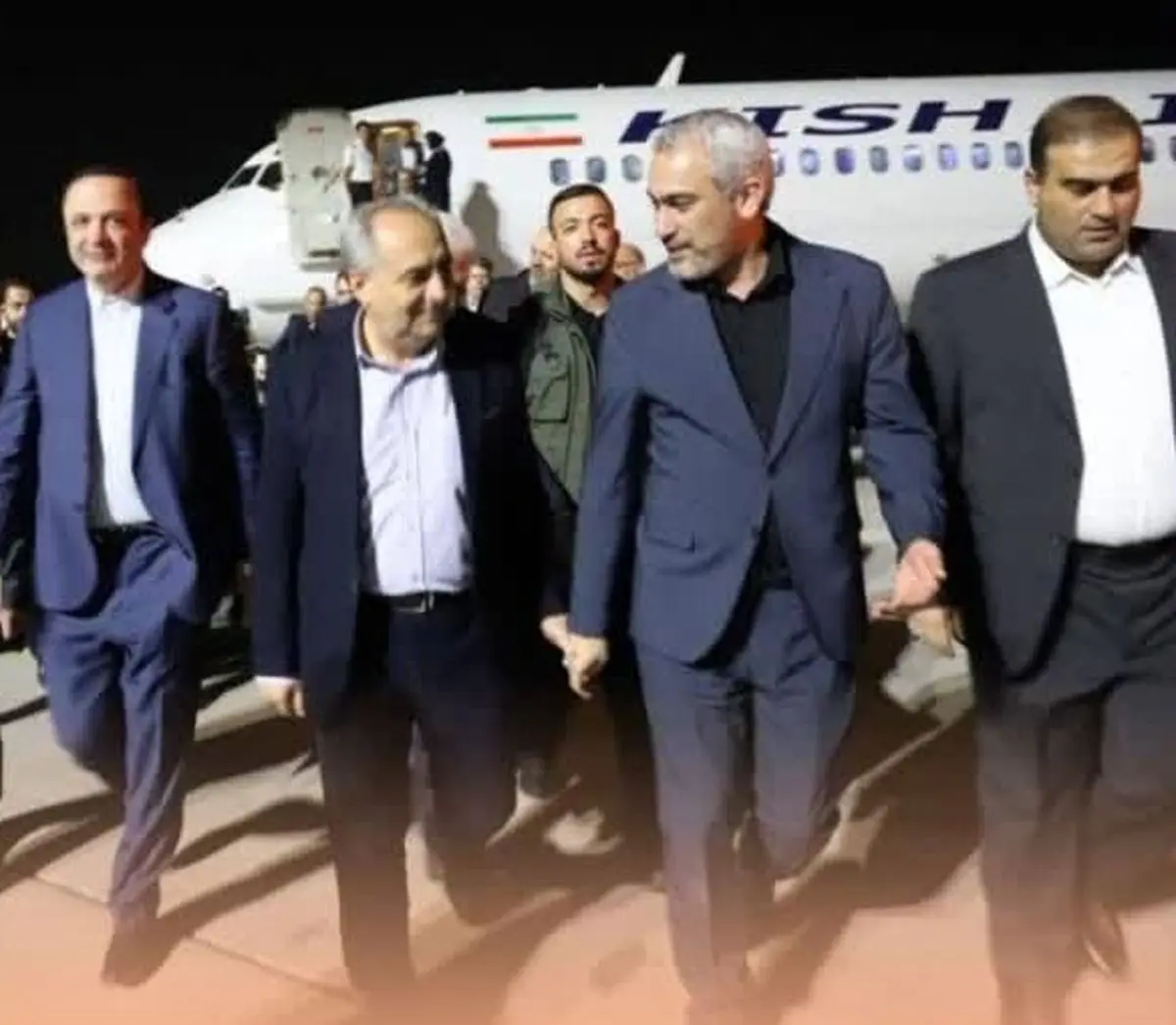 وزیر امور اقتصادی و دارایی وارد تبریز شد/ سفر به منطقه آزاد ارس برای افتتاح پروژه‌های بزرگ عمرانی و صنعتی 