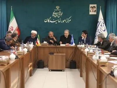 جزئیات نشست فوق العاده مجمع نمایندگان استان تهران درباره مسائل و مطالبات بازاریان و اصناف
