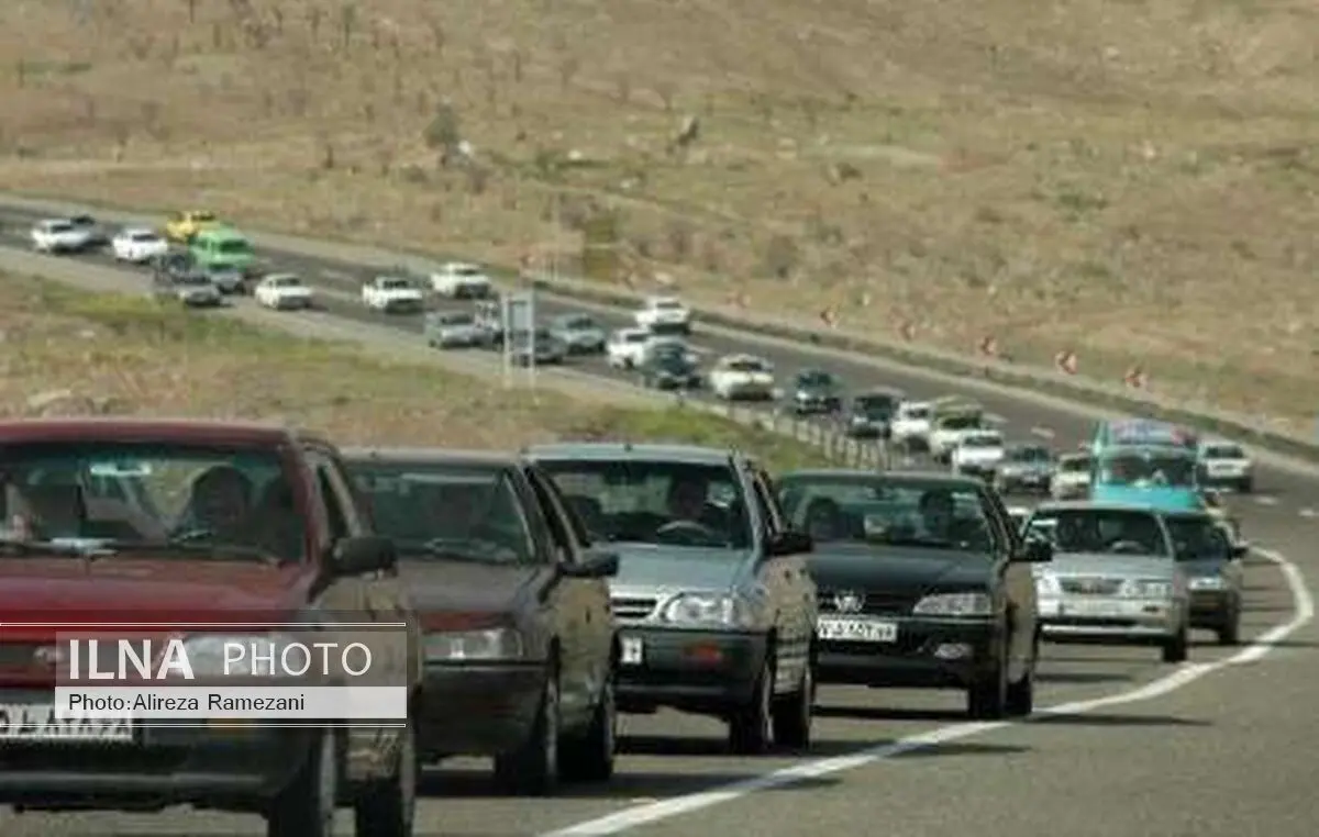 افزایش تردد وسایل نقلیه در محورهای مواصلاتی 