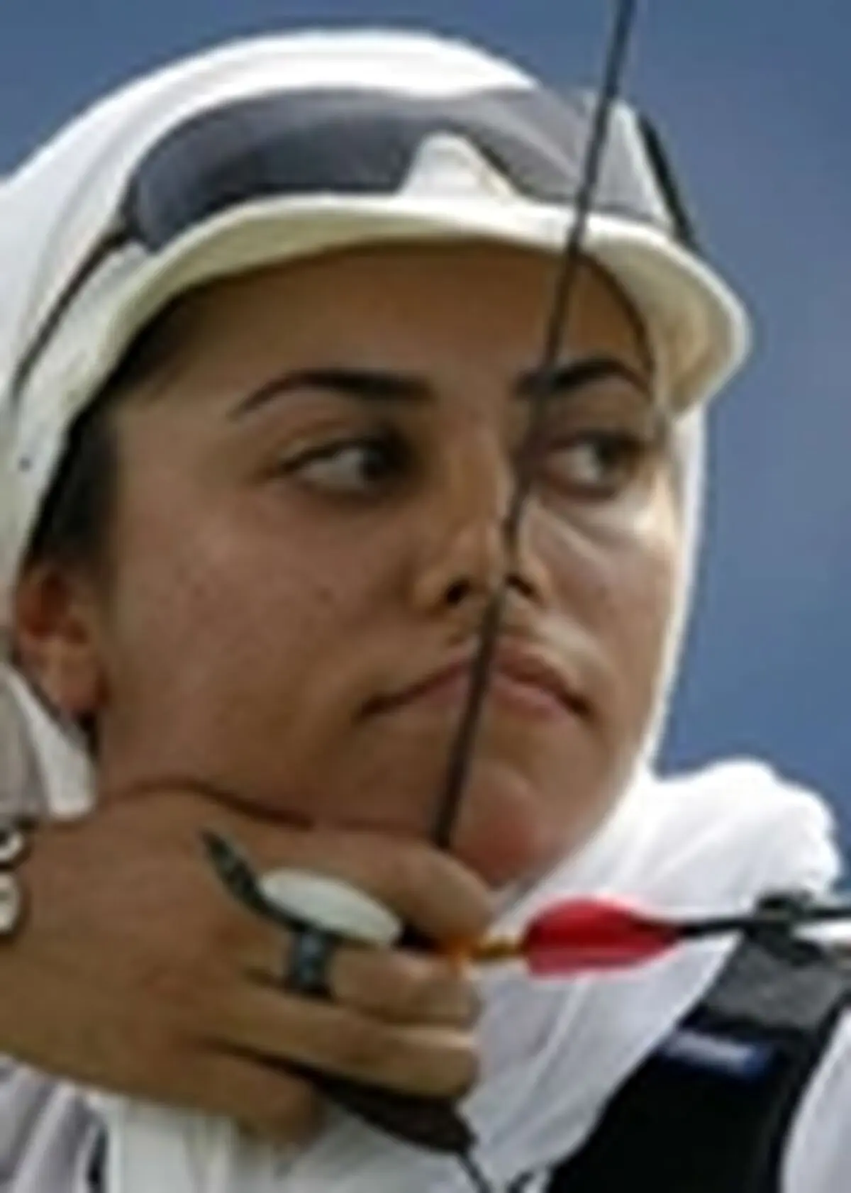 آبتین: فعلا به اردوی تیم ملی تیراندازی نمی‌روم / حتی یک ریال هم نگرفته‌ام!