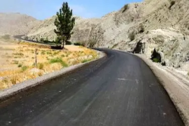 اتصال معمولان به کوهدشت از مسیر چهارقلعه در مرحله انتخاب پیمانکار /جاده پدافندی هاگه و پل افرینه در دست مطالعه