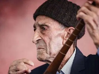 دوتارنواز برجسته خراسان از دنیا رفت