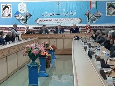 تعریض خیابان مرکزی هرسین باید در اولویت قرار گیرد