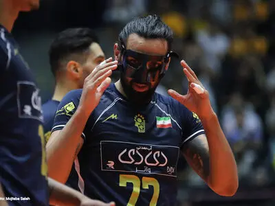 ویدیو: ماجرای گریه سعید معروف بعد از قهرمانی در آسیا