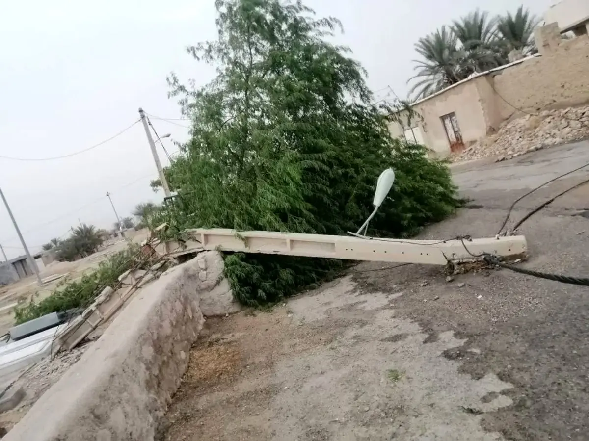​طوفان «چهل‌پسین» ۹۷۰ میلیارد ریال به شبکه برق فارس خسارت زد