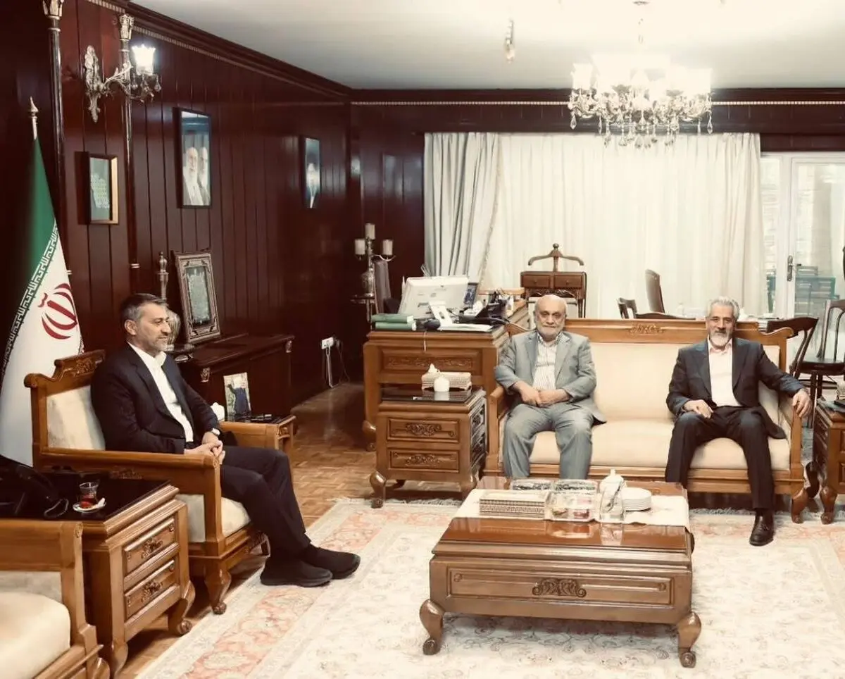 تأکید بر توسعه همکاری‌های ستاد مبارزه با قاچاق کالا و ارز و دبیرخانه شورای‌عالی مناطق آزاد