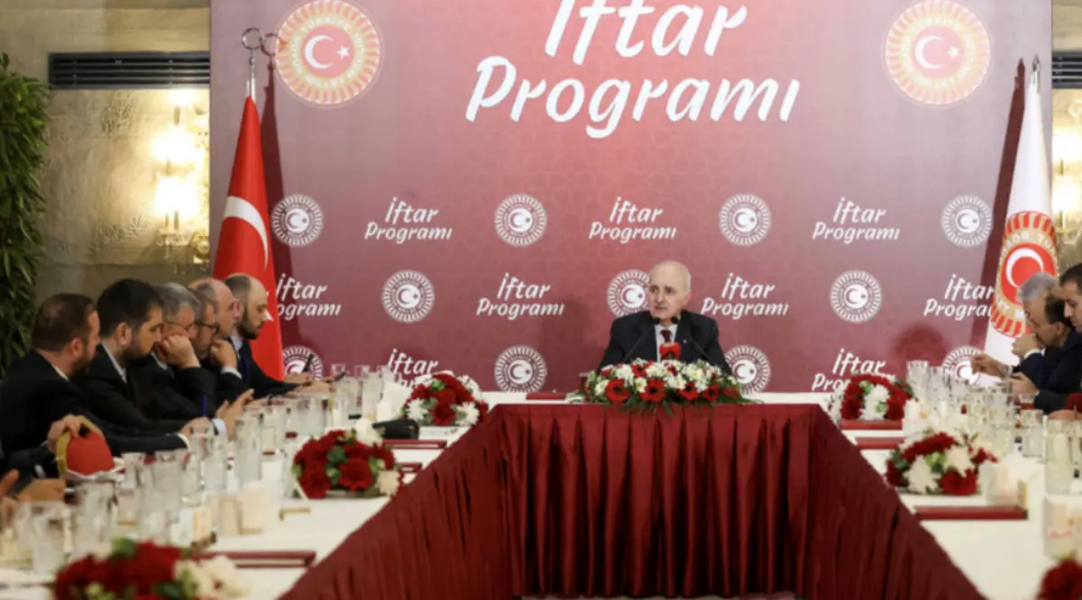 از تمام ظرفیت‌های دیپلماتیک خود برای جلوگیری از حمله به ایران استفاده می‌کنیم