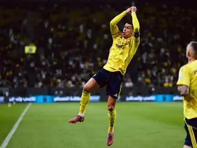 ویدیو: گل اول النصر به الحزم  توسط رونالدو