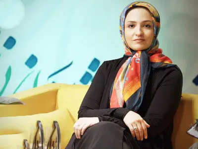 گلاره عباسی در «دست در دست» از سوینا و فعالیت برای نابینایان می‌گوید