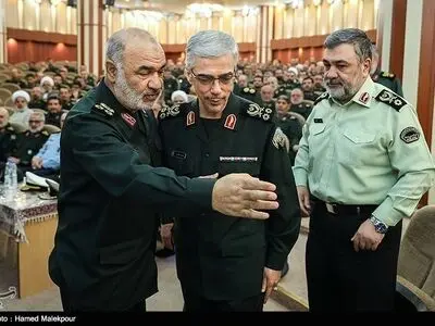 هم افزایی معنادار نیروهای مسلح  دشمنان ایران را در انزوا به تماشای این شکوه واداشته است