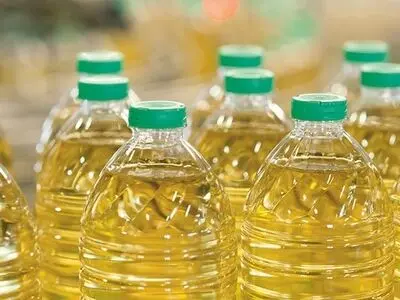 پخش روغن خوراکی در فروشگاه‎های زنجیره‎ای صورت می‎گیرد