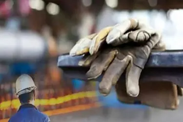 دست تأمین اجتماعی در جیب کارگران مشاغل سخت/ دردسرهای «اصلاح عناوین شغلی» تمامی ندارد