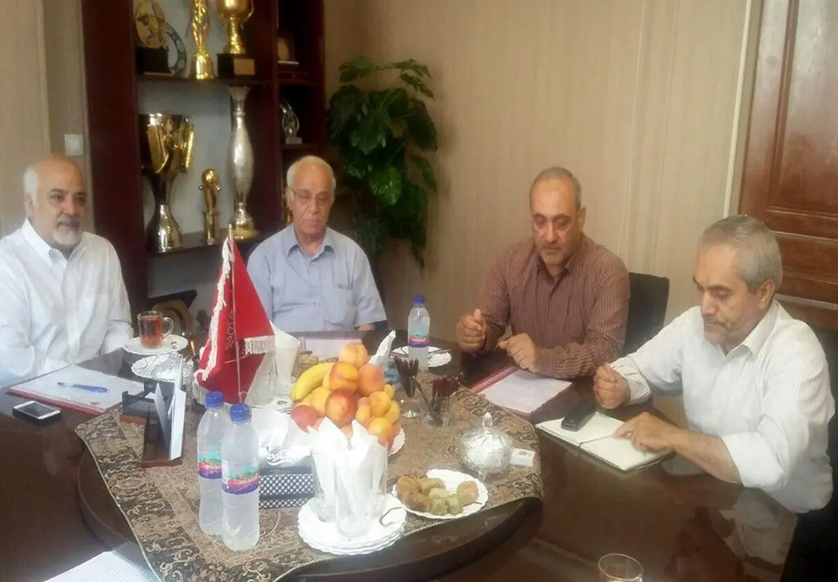برگزاری جلسه هیات‌مدیره پرسپولیس حول محور طارمی و شکایت ریزه اسپور