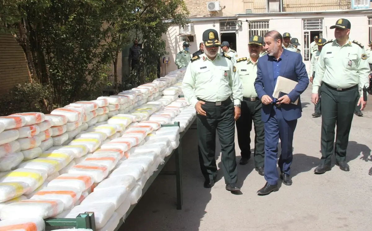 کشف ۳ تن و ۷۱۰ کیلو مرفین در عملیات پلیس کرمان