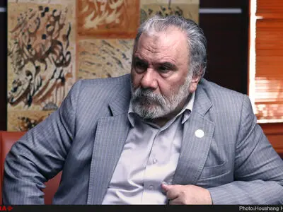 تشخیصِ شایستگی افراد در فرهنگستان با من است/ مسئول پاسخ به شایعات و اتهامات نیستم