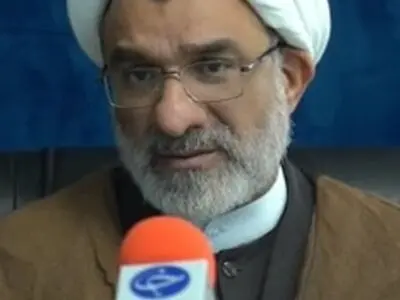 دبیر شورای عالی انقلاب فرهنگی: ۶۰ درصد پوشاک کشور قاچاق است + فیلم