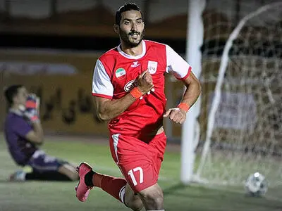 مهاجم سابق تراکتورسازی در الاهلی امارات (عکس)