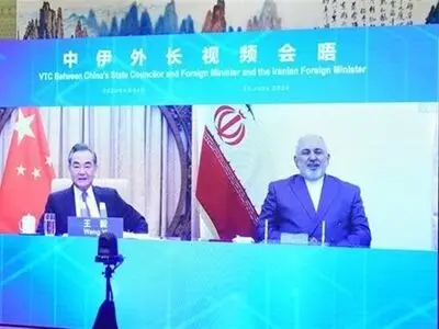 گفت‌و‌گوی ویدئویی وزرای خارجه ایران و چین/ استقبال از  توسعه و تسهیل روابط تجاری میان دو کشور