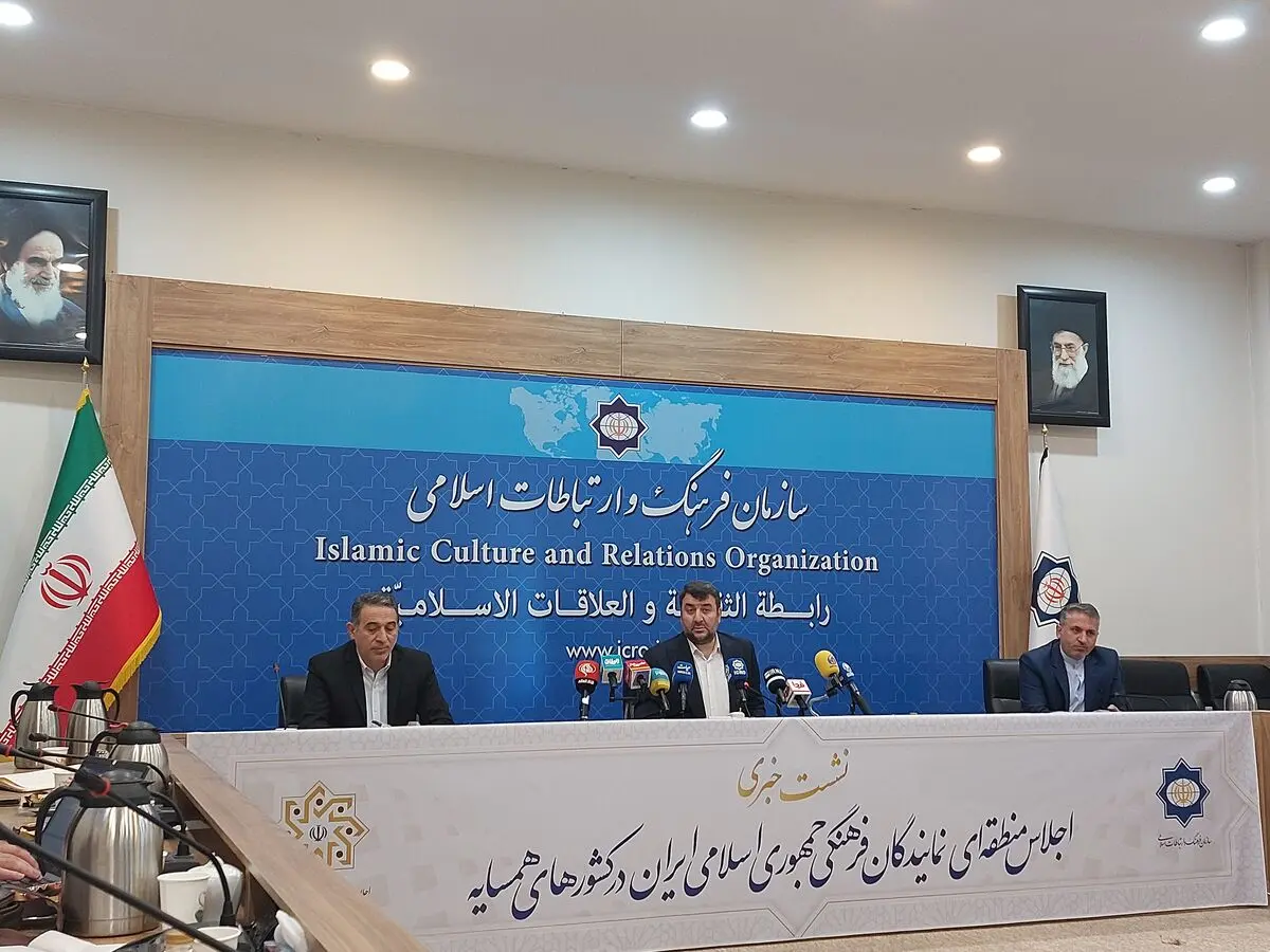 تنوع قومی در ایران یک فرصت برای گفتمان فرهنگی/ استفاده از ظرفیت استان‌های مرزی برای پیشبرد دیپلماسی فرهنگی/ استقرار رایزن فرهنگی در عربستان به زودی محقق می‌شود 