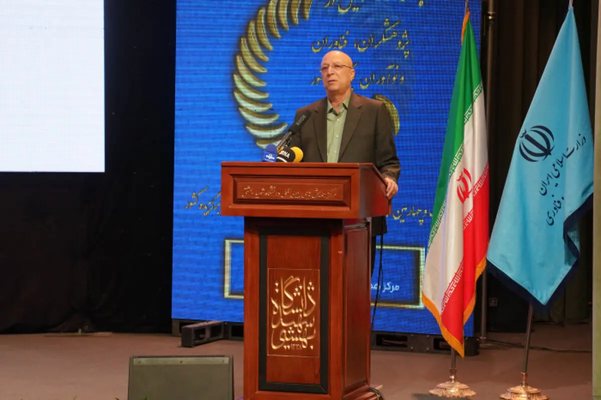 استفاده از ظرفیت بنیاد ملی نخبگان برای جلوگیری از مهاجرت