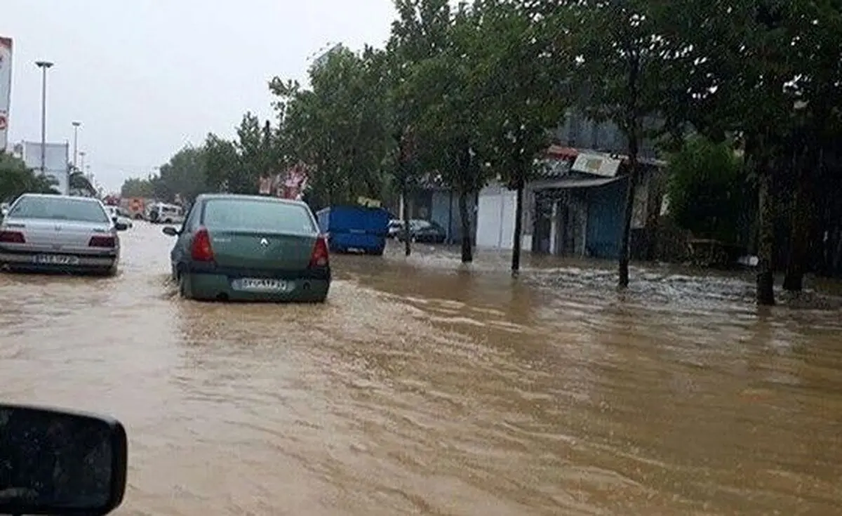 آب گرفتگی و سیل در ۹ استان کشور/ امدادرسانی به ۱۷۰۰ نفر