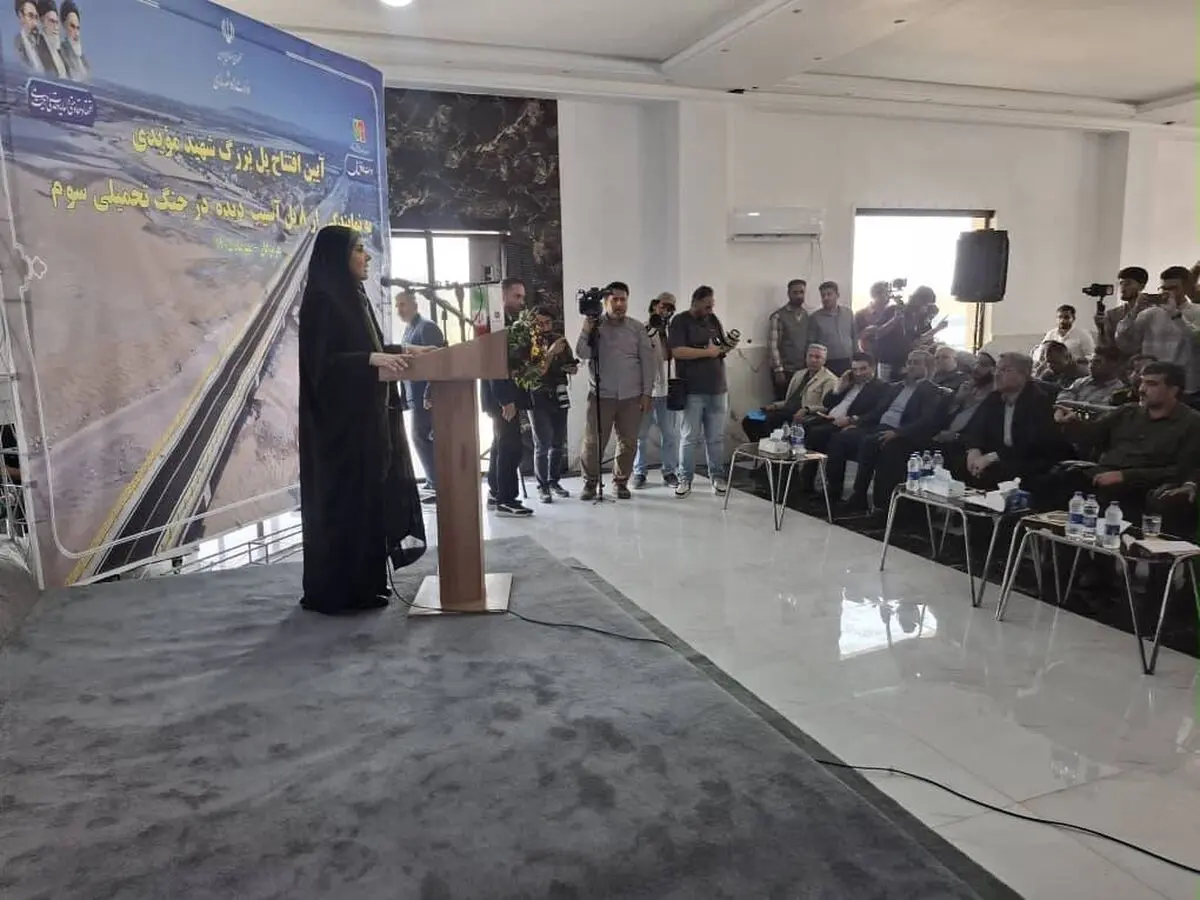 پشت هر کیلومتر راه، مجموعه‌ای از تلاش‌های راهداران، راه‌سازان، مهندسان، کارگران و پیمانکاران قرار دارد
