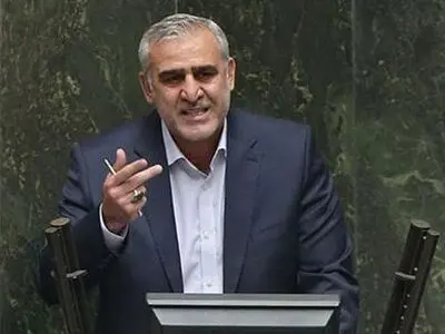 نمایندگان از وزیر کشور عصبانی هستند/ هر کسی را بیاورند، نمی‌تواند به اندازه این مجلس از دولت پشتیبانی کند/ دولت به خودش بیاید