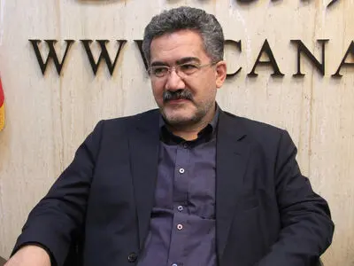 با پدیده افسارگسیختگی قیمت کالاها و خدمات مواجه هستیم 