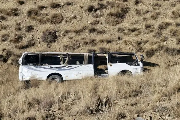 جزئیات حادثه سقوط مینی‌بوس در اتوبان خرازی از زبان رئیس عملیات ویژه پلیس راه 