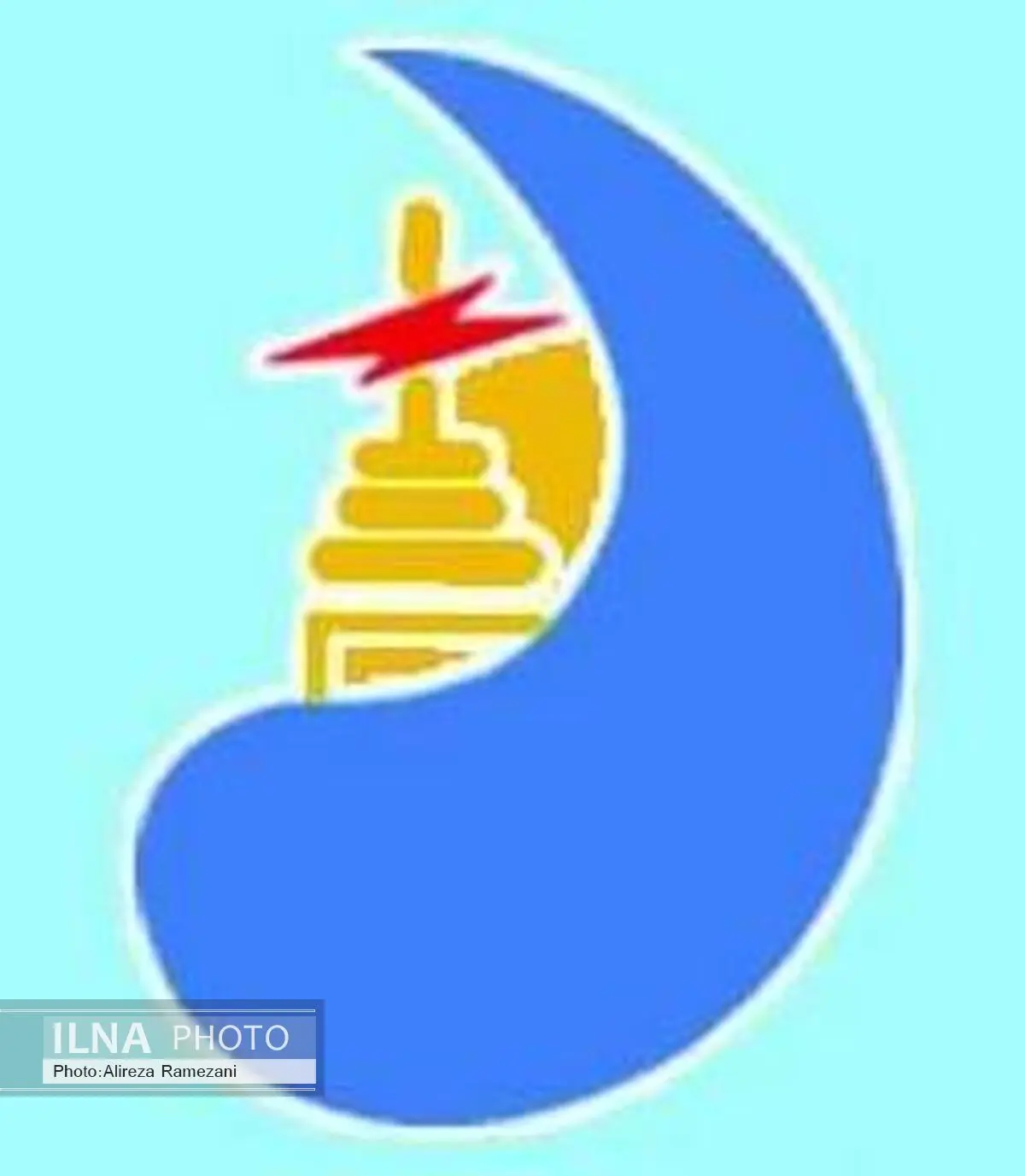 تاثیر مسائل سیاسی وامنیتی در تولید و مصرف برق/نگاه مردم به مصرف آب و برق سهل انگارانه است