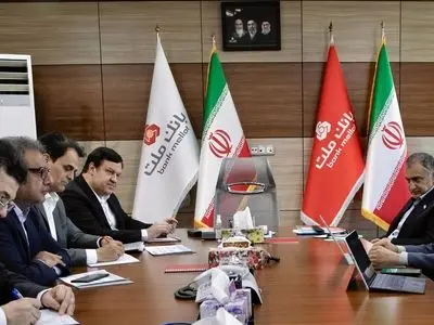 نشست مشترک مدیرعامل بانک ملت و رییس دانشگاه صنعتی شریف با موضوع حمایت از تولیدات علمی و فناورانه