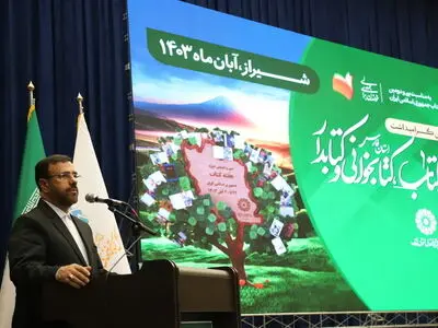 سرانه مطالعه فارس مشخص شود/ اندیشه و تفکر جدید از دل تضارب آرا بیرون می آید