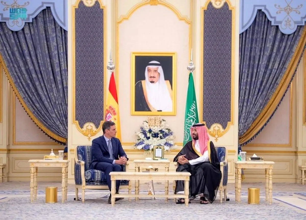 دیدار ولیعهد عربستان و نخست‌وزیر اسپانیا در جده