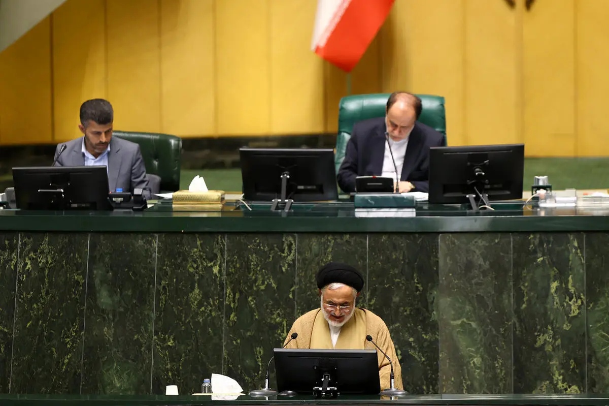 مسئولان به گرانی‌های بی‌سابقه و تورم رسیدگی کنند