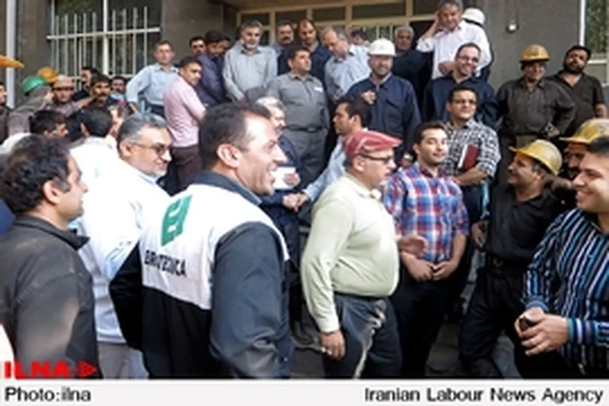 کارگران البرز شرقی برای سومین بار تجمع کردند / گزارش تصویری