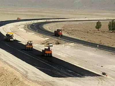 فعال بودن ۳۰ پروژه راهسازی در استان مرکزی