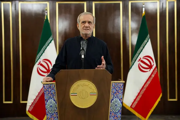 الرئيس الإيراني: بقدر ما أثبتنا استعدادنا للحوار سنرد بحزم على أي عدوان وسندافع عن سيادتنا