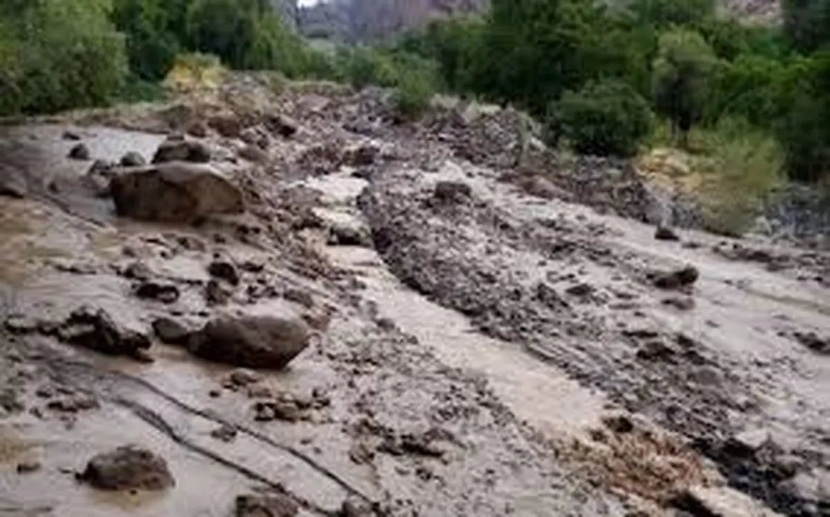 جاری شدن سیل در شهرستان کوهرنگ