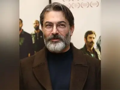 پارسا پیروزفر «خانم شین» را جلوی دوربین می‌برد