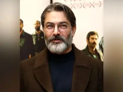 پارسا پیروزفر «خانم شین» را جلوی دوربین می‌برد