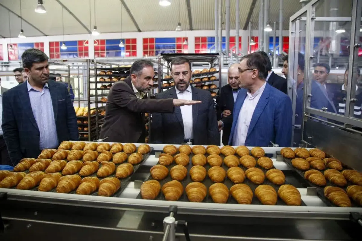 تولیدکنندگان بدون تعطیلی در کنار مردم ایستادند