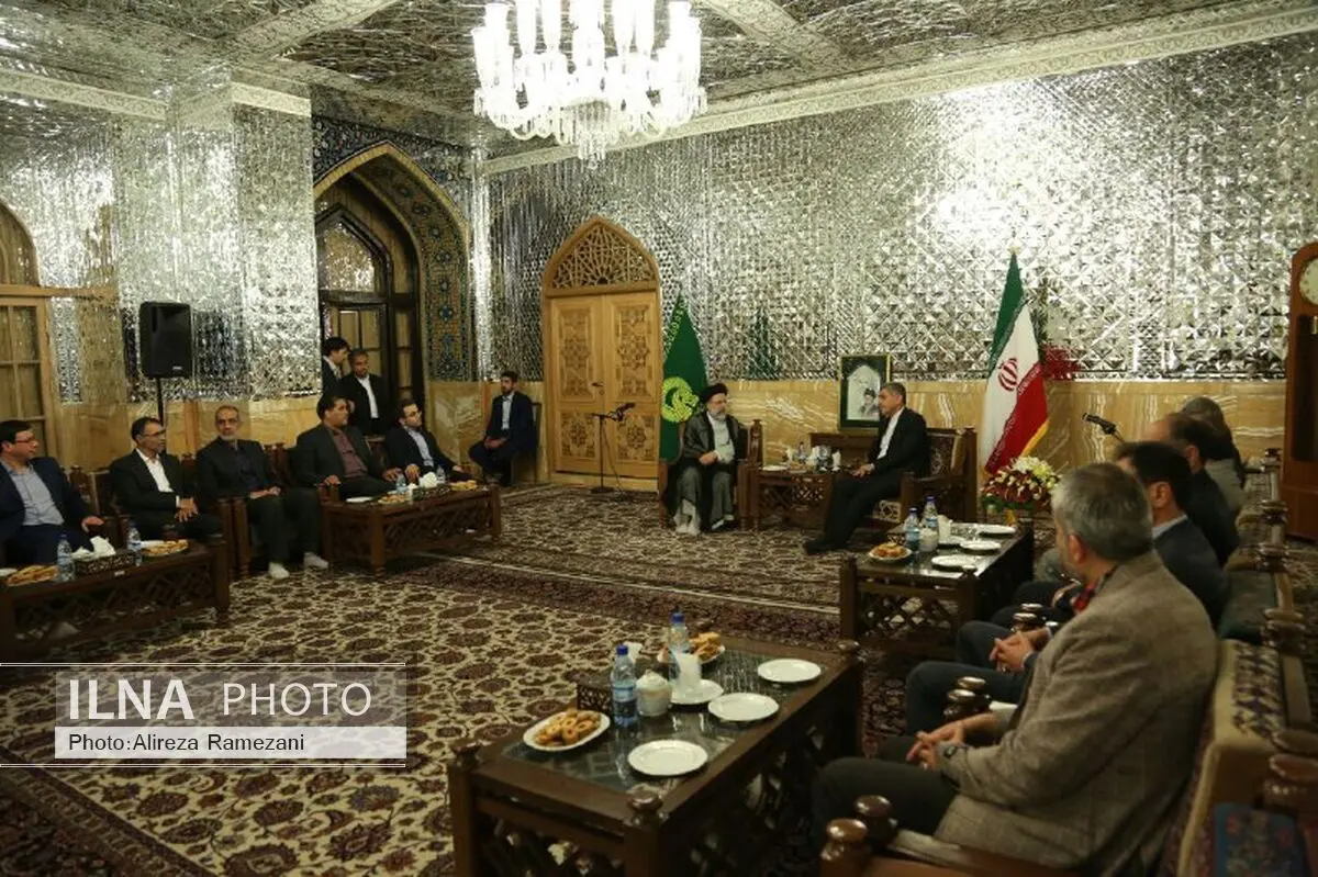 دیدار وزیر اقتصاد با تولیت آستان قدس رضوی 