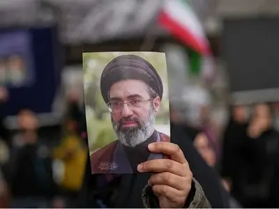 پیام رهبری مسیر مذاکرات را مشخص کرد| ایران و آمریکا در وضعیت تعلیق محتاطانه