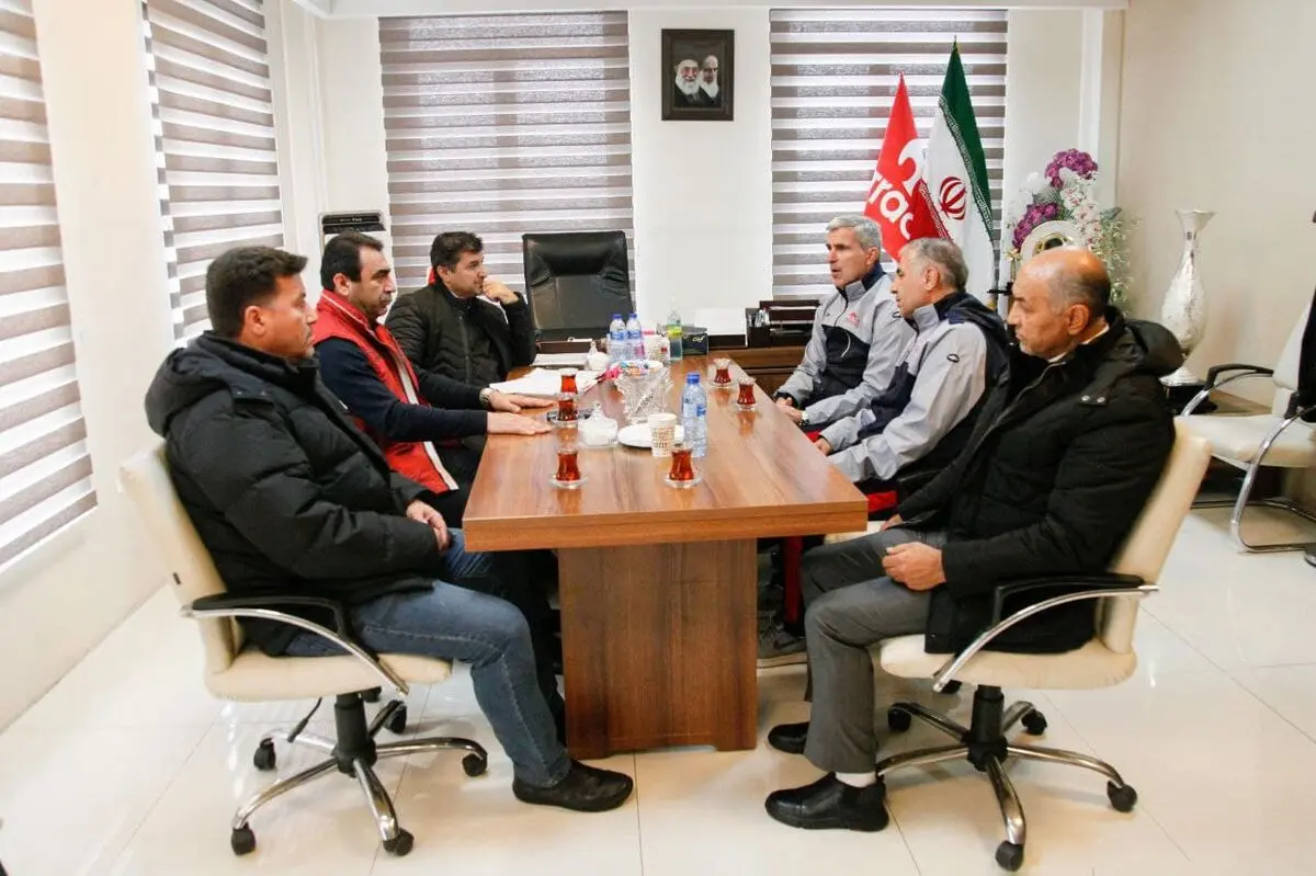 جلسه مدیران باشگاه تراکتور با سولدو