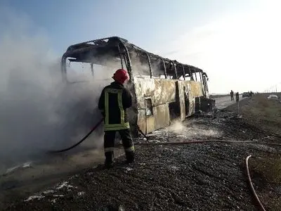 آتش‌سوزی در اتوبوس مسافربری/ فرار سرنشینان از مهلکه/ نقص فنی علت حادثه