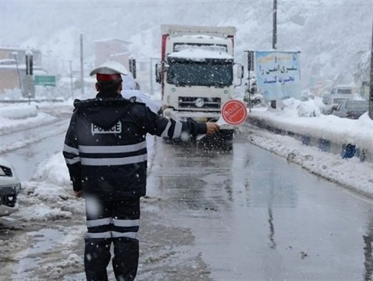 ممنوعیت تردد تریلرهای تک‌محور در جاده دیهوک - طبس