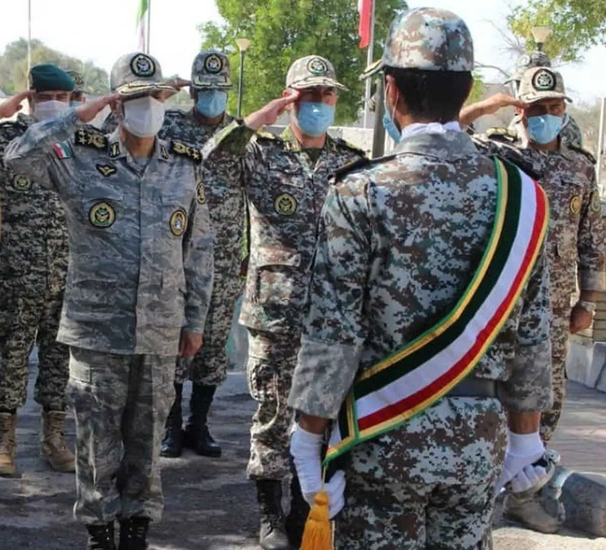 بازدید امیر سرلشکر موسوی از گروه پدافند هوایی شهید اسماعیلیان بندر لنگه